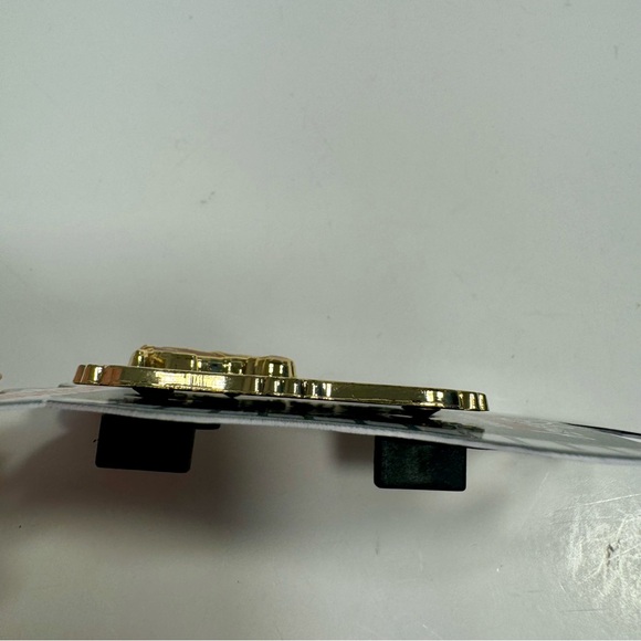 NWT. Disney pin. D23 2024 Lady & the Tramp Movie Posters Series DSSH Pin - Picture 7 of 10